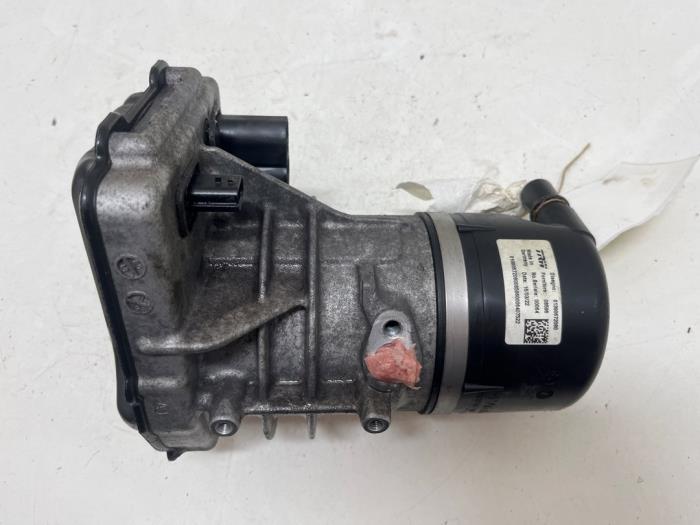 Begagnade Servostyrningspump Fiat Ducato (250) E-Ducato Pris € 350,00 Marginaltabell erbjuds av F. van den Mosselaar autodemontage