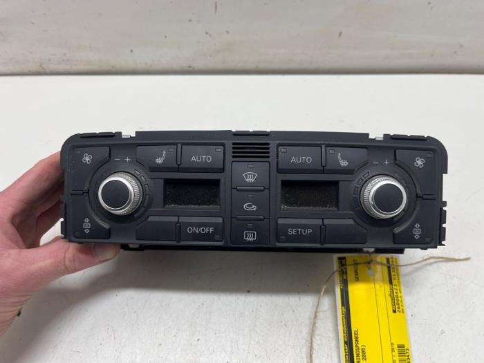 Begagnade Värmekontrollpanel Audi A8 (D3) 6.0 W12 48V Quattro Pris € 35,00 Marginaltabell erbjuds av F. van den Mosselaar autodemontage