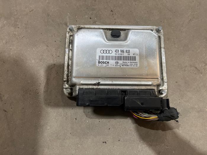 Used Engine management computer Audi A8 (D3) 6.0 W12 48V Quattro Price € 200,00 Margin scheme offered by F. van den Mosselaar autodemontage