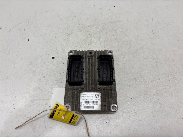 Used Engine management computer Fiat Grande Punto (199) 1.4 T-Jet 16V Price € 35,00 Margin scheme offered by F. van den Mosselaar autodemontage