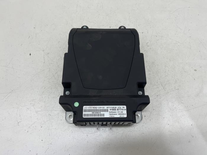 Gebrauchte Frontscheibenanzeige Peugeot 3008 I (0U/HU) 1.6 16V THP 155 Preis € 50,00 Margenregelung angeboten von F. van den Mosselaar autodemontage