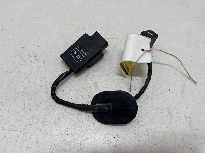 Usagé Module pompe carburant Skoda Fabia III (NJ3) 1.2 TSI 16V Prix € 15,00 Règlement à la marge proposé par F. van den Mosselaar autodemontage