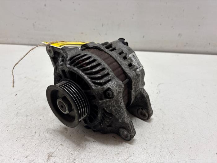Gebrauchte Dynamo Mitsubishi Colt (Z2/Z3) 1.3 16V Preis € 35,00 Margenregelung angeboten von F. van den Mosselaar autodemontage