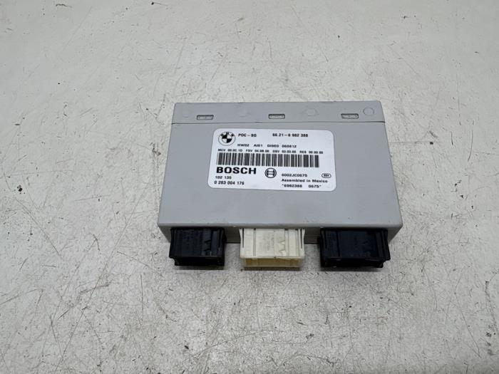 Usados Módulo PDC BMW 3 serie (E90) 320i 16V Precio € 50,00 Norma de margen ofrecido por F. van den Mosselaar autodemontage