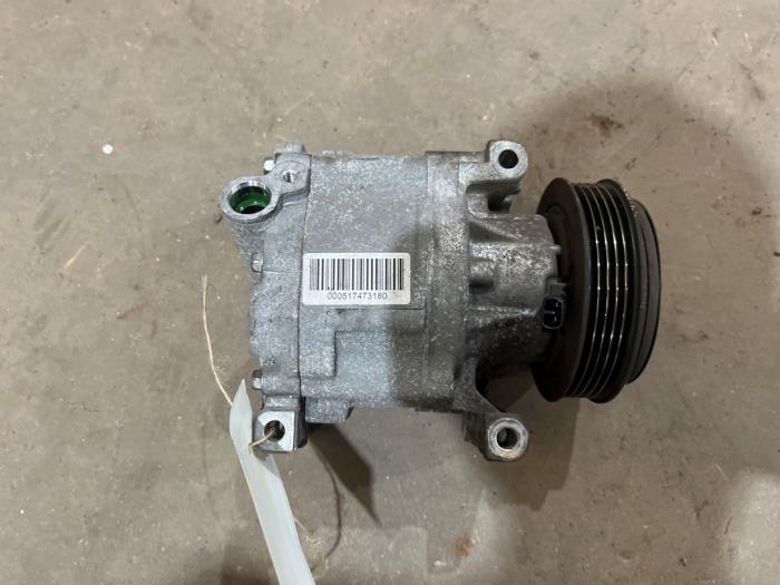 Usagé Pompe clim Ford Ka II 1.2 Prix € 75,00 Règlement à la marge proposé par F. van den Mosselaar autodemontage