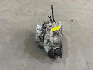 Getriebe van een Opel Astra H Twin Top (L67) 1.8 16V 2008