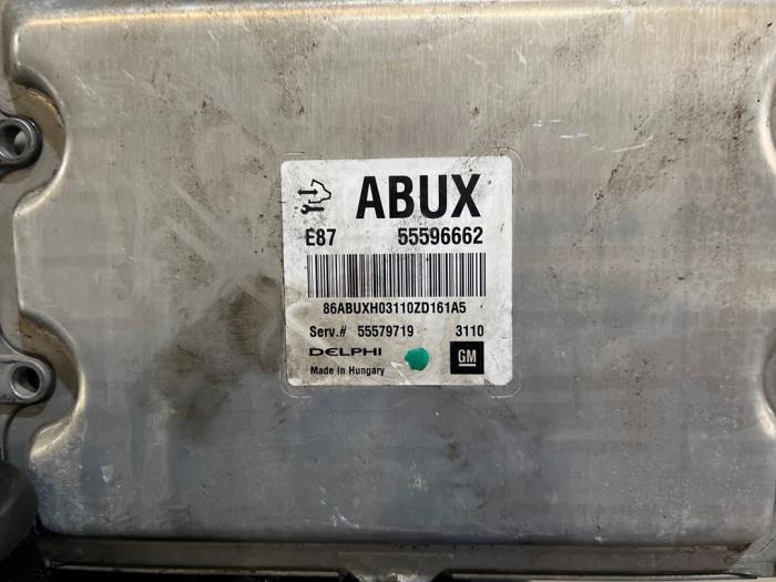 Engine from a Opel Mokka/Mokka X 1.7 CDTI 16V 4x2 2013