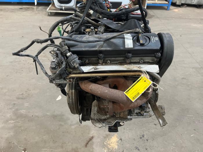 Używane Silnik Audi A4 Avant (B7) 1.6 Cena € 700,00 Procedura marży oferowane przez F. van den Mosselaar autodemontage