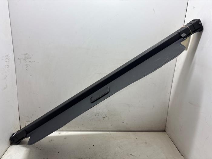 Parcel shelf