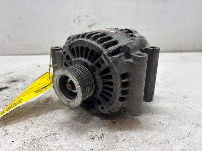 Begagnade Dynamo BMW Mini (R50/53) 1.6 16V One Pris € 35,00 Marginaltabell erbjuds av F. van den Mosselaar autodemontage