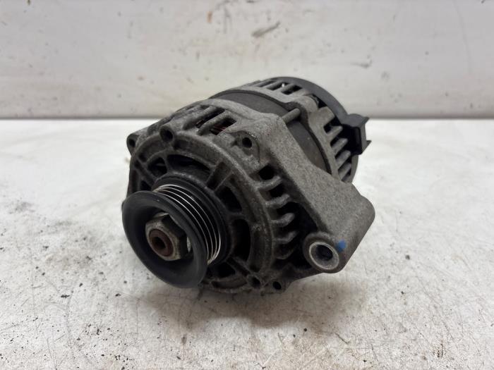 Begagnade Dynamo Chevrolet Aveo (250) 1.2 16V Pris € 35,00 Marginaltabell erbjuds av F. van den Mosselaar autodemontage