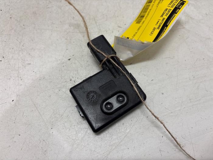 Używane Keyless Entry-Antena Renault Megane III Grandtour (KZ) 1.4 16V TCe 130 Cena € 15,00 Procedura marży oferowane przez F. van den Mosselaar autodemontage