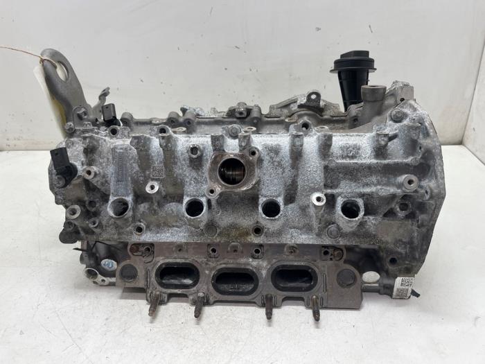 Begagnade Topplock Mercedes A (177.0) 1.3 A-200 Turbo 16V Pris € 250,00 Marginaltabell erbjuds av F. van den Mosselaar autodemontage