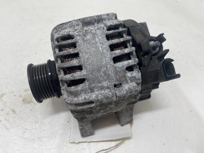 Begagnade Dynamo Ford Transit Courier 1.5 TDCi 75 Pris € 50,00 Marginaltabell erbjuds av F. van den Mosselaar autodemontage