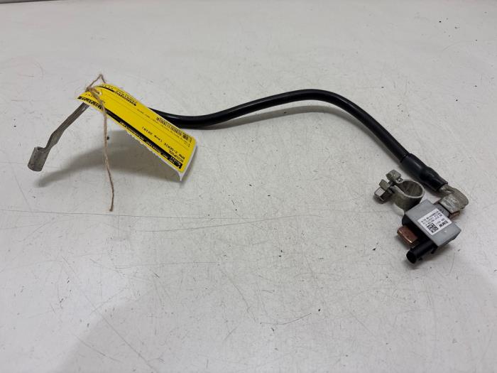 Negative earth cable battery