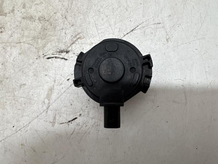 Begagnade Kamaxelsensor BMW 2 serie Active Tourer (F45) 225xe iPerformance 1.5 TwinPower Turbo 12V Pris € 15,00 Marginaltabell erbjuds av F. van den Mosselaar autodemontage