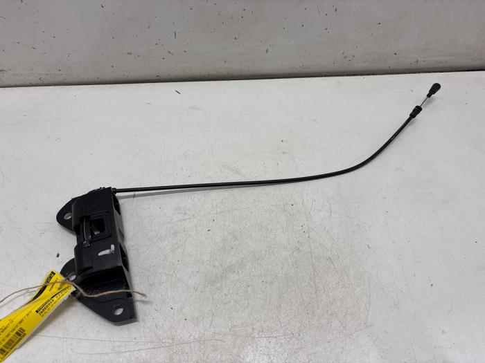 Używane Blokada dachu cabrio Renault Megane II CC (EM) 1.6 16V Cena € 15,00 Procedura marży oferowane przez F. van den Mosselaar autodemontage