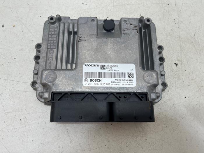 Used Engine management computer Volvo XC60 I (DZ) 2.0 T5 16V Price € 100,00 Margin scheme offered by F. van den Mosselaar autodemontage