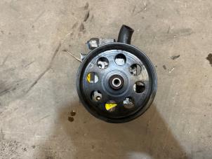 Pompe de direction d'un Volvo XC60 I (DZ) 2.0 T5 16V 2012