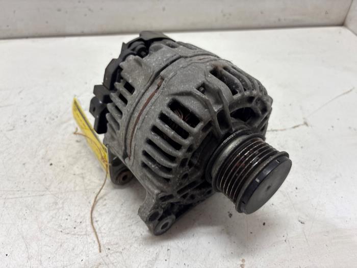 Gebrauchte Dynamo Seat Ibiza IV (6J5) Preis € 50,00 Margenregelung angeboten von F. van den Mosselaar autodemontage
