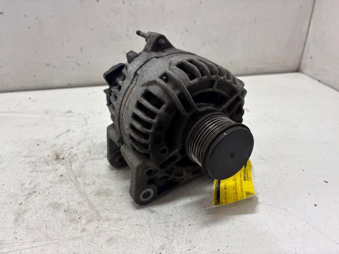 Usagé Dynamo Renault Clio III (BR/CR) 1.5 dCi FAP Prix € 50,00 Règlement à la marge proposé par F. van den Mosselaar autodemontage