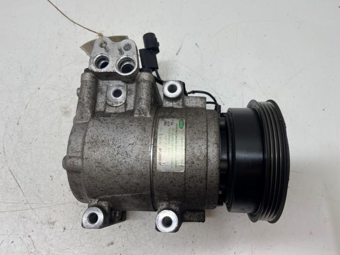 Usagé Pompe clim Hyundai Getz 1.3i 12V Prix € 150,00 Règlement à la marge proposé par F. van den Mosselaar autodemontage