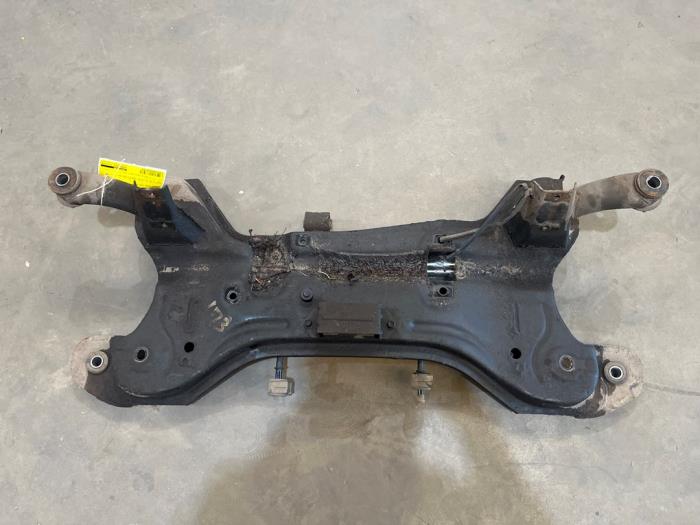 Begagnade Underram Hyundai Getz 1.3i 12V Pris € 100,00 Marginaltabell erbjuds av F. van den Mosselaar autodemontage