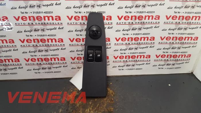 Usados Interruptor de ventanilla eléctrica Kia Cerato 1.6 16V Precio € 34,95 Norma de margen ofrecido por Venema Autoparts