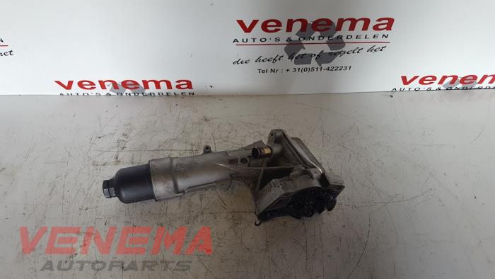 Gebrauchte Ölfiltergehäuse Mercedes C (W203) 1.8 C-200K 16V Preis € 75,00 Margenregelung angeboten von Venema Autoparts