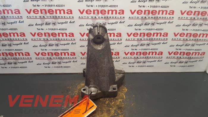 Used Engine mount Mercedes C (W203) 1.8 C-200K 16V Price € 35,00 Margin scheme offered by Venema Autoparts