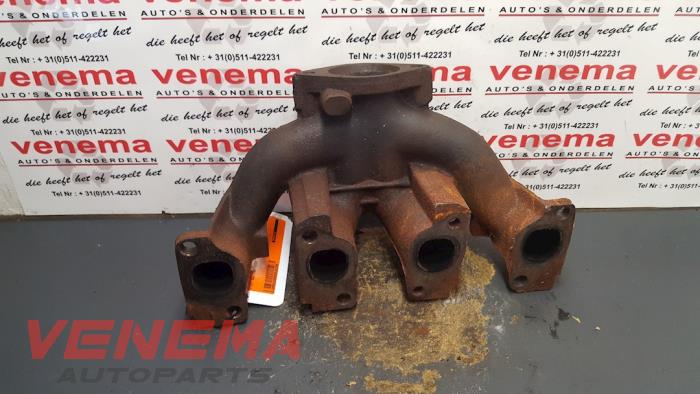 Exhaust manifold from a Opel Corsa B (73/78/79) 1.2i City,Swing 1997