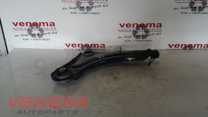 Used Front wishbone, left Renault Scénic III (JZ) 1.5 dCi 110 Price € 75,00 Margin scheme offered by Venema Autoparts