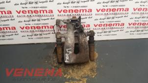 Used Rear brake calliper, left Renault Clio III (BR/CR) 1.5 dCi 85 Price € 50,00 Margin scheme offered by Venema Autoparts