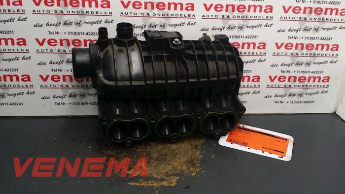 Używane Kolektor dolotowy Ford Fiesta 6 (JA8) 1.0 EcoBoost 12V 100 Cena € 100,00 Procedura marży oferowane przez Venema Autoparts