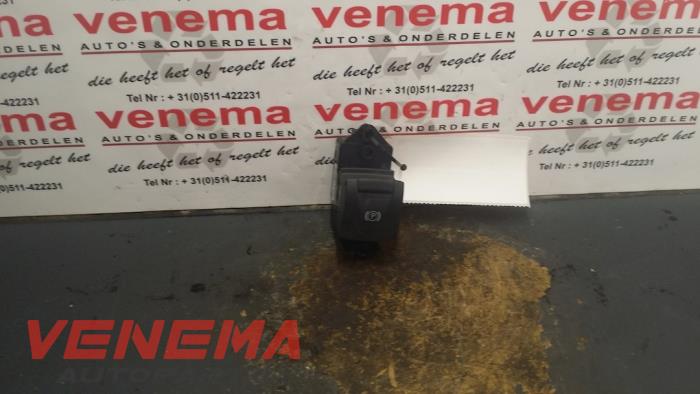 Gebrauchte Handbremse Schalter Renault Scénic III (JZ) 1.5 dCi 110 Preis € 19,99 Margenregelung angeboten von Venema Autoparts