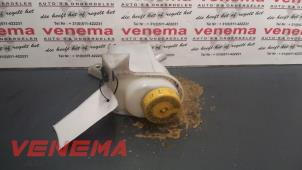 Used Power steering fluid reservoir Fiat Fiorino (225) 1.3 JTD 16V Multijet Price € 30,00 Margin scheme offered by Venema Autoparts