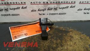 Używane Czujnik walu korbowego Mercedes CLA Shooting Brake (117.9) 1.6 CLA-200 16V Cena € 19,99 Procedura marży oferowane przez Venema Autoparts