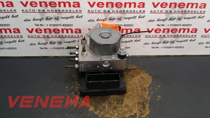 Usagé Pompe ABS Citroen C1 1.2 PureTech 82 12V Prix € 12,99 Règlement à la marge proposé par Venema Autoparts
