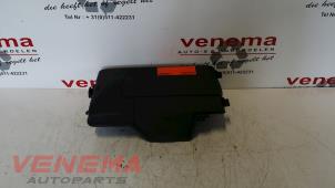 Usados Caja de batería Skoda Octavia Combi (1Z5) 1.8 TSI 16V Precio € 25,00 Norma de margen ofrecido por Venema Autoparts
