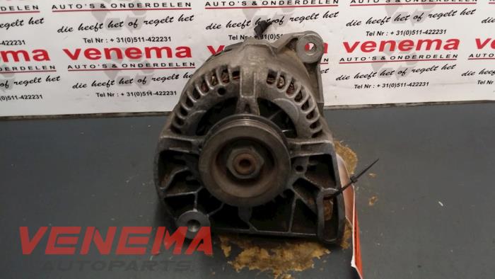Begagnade Dynamo Fiat Punto II (188) 1.2 60 S 3-Drs. Pris € 35,00 Marginaltabell erbjuds av Venema Autoparts