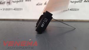 Gebrauchte Reifendruck Schalter Skoda Octavia Combi (1Z5) 1.8 TSI 16V Preis € 9,00 Margenregelung angeboten von Venema Autoparts