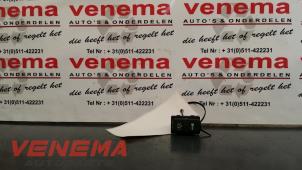 Used Central locking switch Skoda Octavia Combi (1Z5) 1.8 TSI 16V Price € 9,00 Margin scheme offered by Venema Autoparts