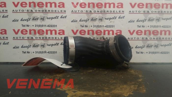 Gebrauchte Intercooler Schlauch Volkswagen Tiguan (5N1/2) 2.0 TDI DRF 16V 4Motion Preis € 14,99 Margenregelung angeboten von Venema Autoparts