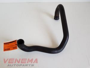 Usagé Tuyau radiateur Volkswagen Passat Variant (3C5) 2.0 TDI 140 Prix € 19,99 Règlement à la marge proposé par Venema Autoparts