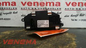 Used Heater resistor Audi A4 Avant (B8) 2.0 TDI 16V Price € 25,00 Margin scheme offered by Venema Autoparts