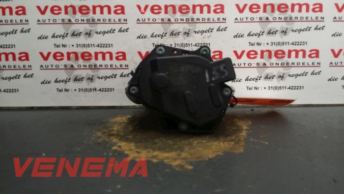 Gebrauchte AGR Ventil Mercedes E (W212) E-200 CDI 16V BlueEfficiency,BlueTEC Preis € 39,99 Margenregelung angeboten von Venema Autoparts