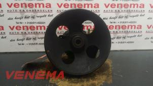 Used Power steering pump Opel Omega B (25/26/27) 2.0i 16V Price € 40,00 Margin scheme offered by Venema Autoparts