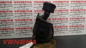 Używane Pompa drugorzedna Opel Tigra (75) 1.4i 16V Cena € 40,00 Procedura marży oferowane przez Venema Autoparts