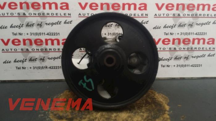 Usagé Pompe de direction Peugeot 406 (8B) 1.8 16V Prix € 45,00 Règlement à la marge proposé par Venema Autoparts