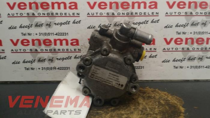 Usagé Pompe de direction Citroen C5 II Break (RE) 2.0 HDiF 16V Prix € 40,00 Règlement à la marge proposé par Venema Autoparts